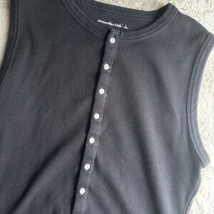 Abercrombie & Fitch Black Ribbed Henley Shirt
